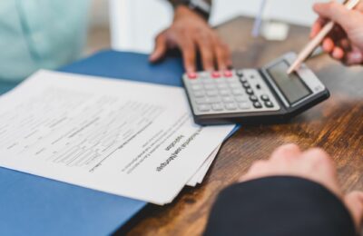 Déficit foncier 2026 : plafond, calcul et travaux déductibles